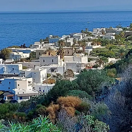 Ingrid Romantic House Apartmán Stromboli