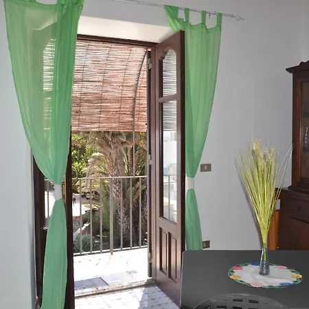 Ingrid Romantic House